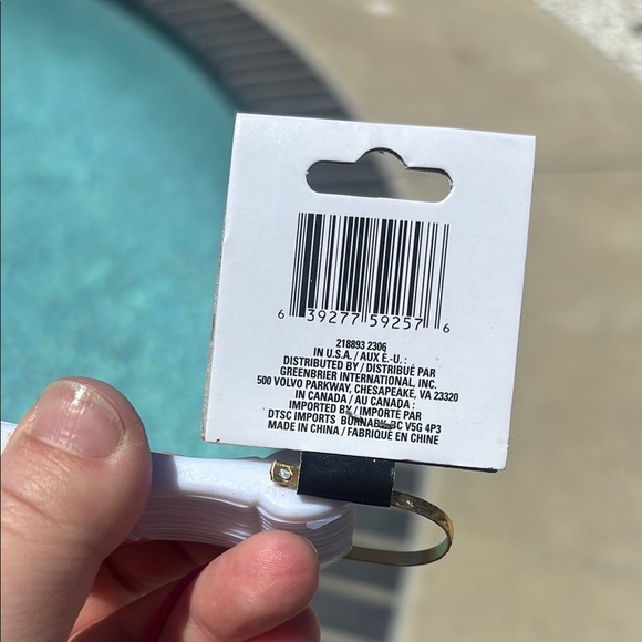 Elegant Pink Floral Hand Fan with Gold Accents - Picture 5 of 5